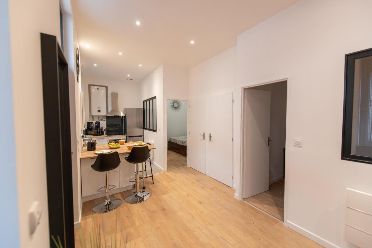 Kasa Loft Centre 2 - Wifi Et Tv - Confortable Et Stationnement Gratuit A Proximite Saint-Etienne  Eksteriør billede