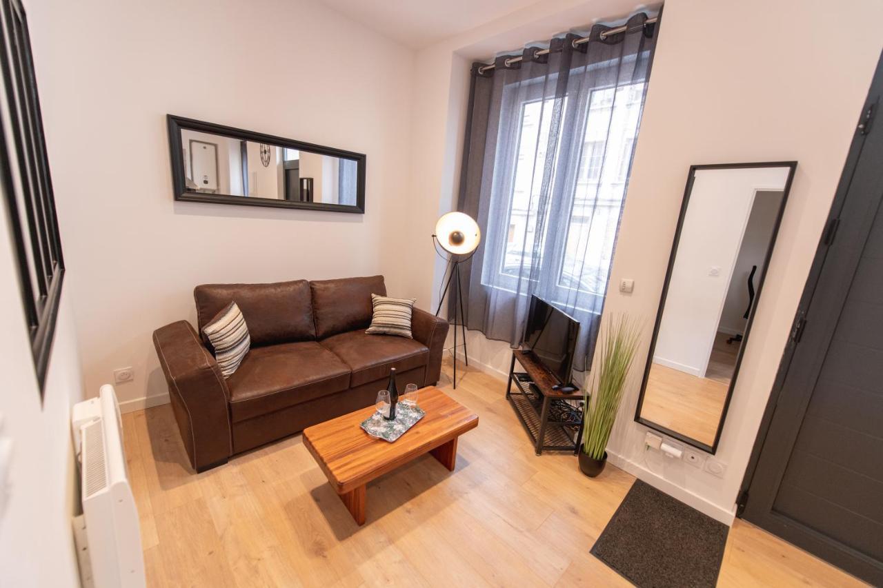 Kasa Loft Centre 2 - Wifi Et Tv - Confortable Et Stationnement Gratuit A Proximite Saint-Etienne  Eksteriør billede